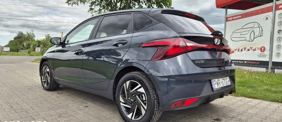 Hyundai i20 cena 66900 przebieg: 6700, rok produkcji 2022 z Września małe 106